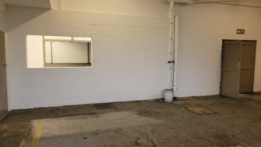 To Let commercial Property for Rent in Paarden Eiland Western Cape
